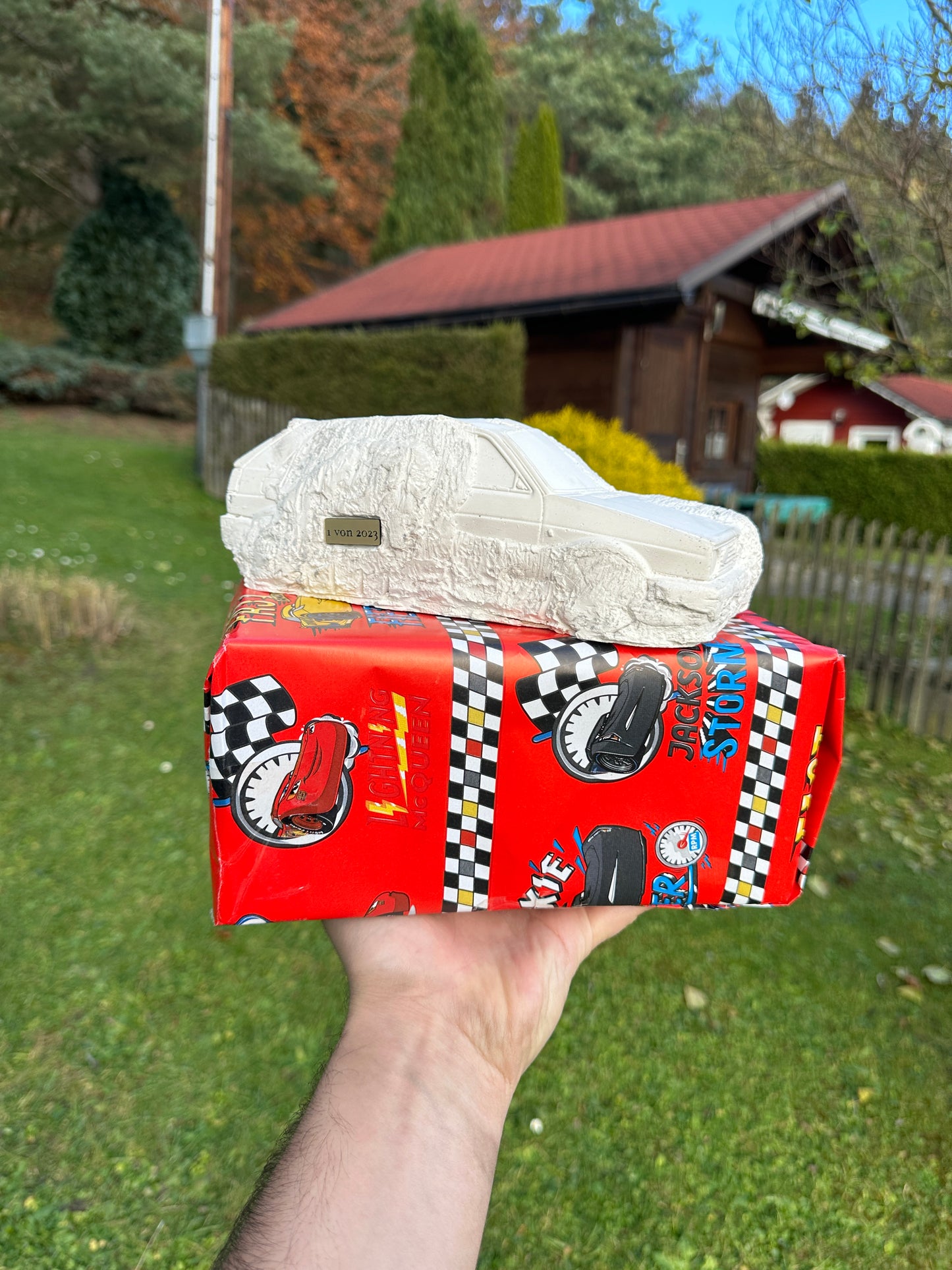 Vollgas-Schenken: Lightning McQueen Verpackung für den ultimativen Überraschungseffekt!